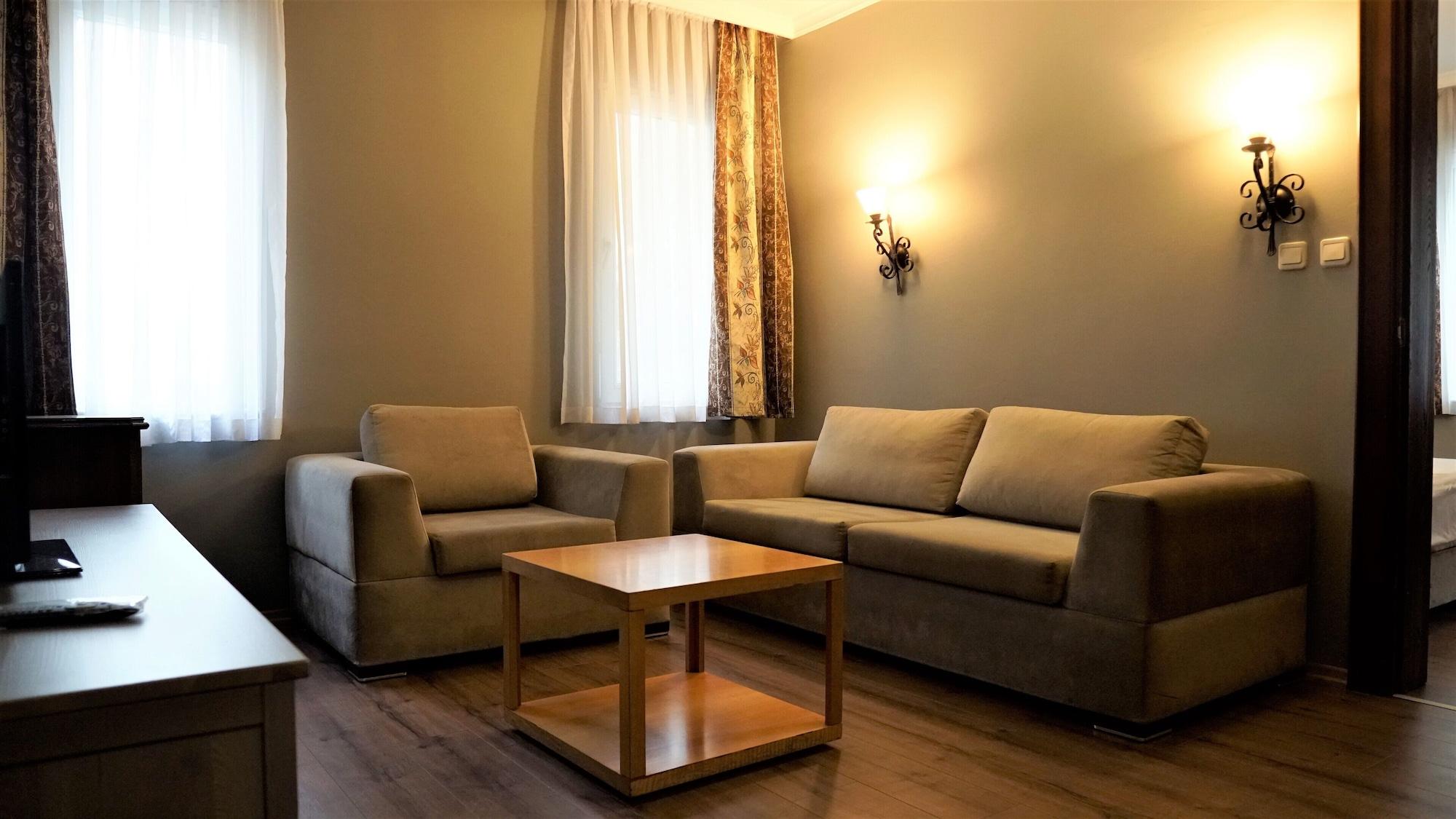 Montania Town Hotel Mudanya Ngoại thất bức ảnh