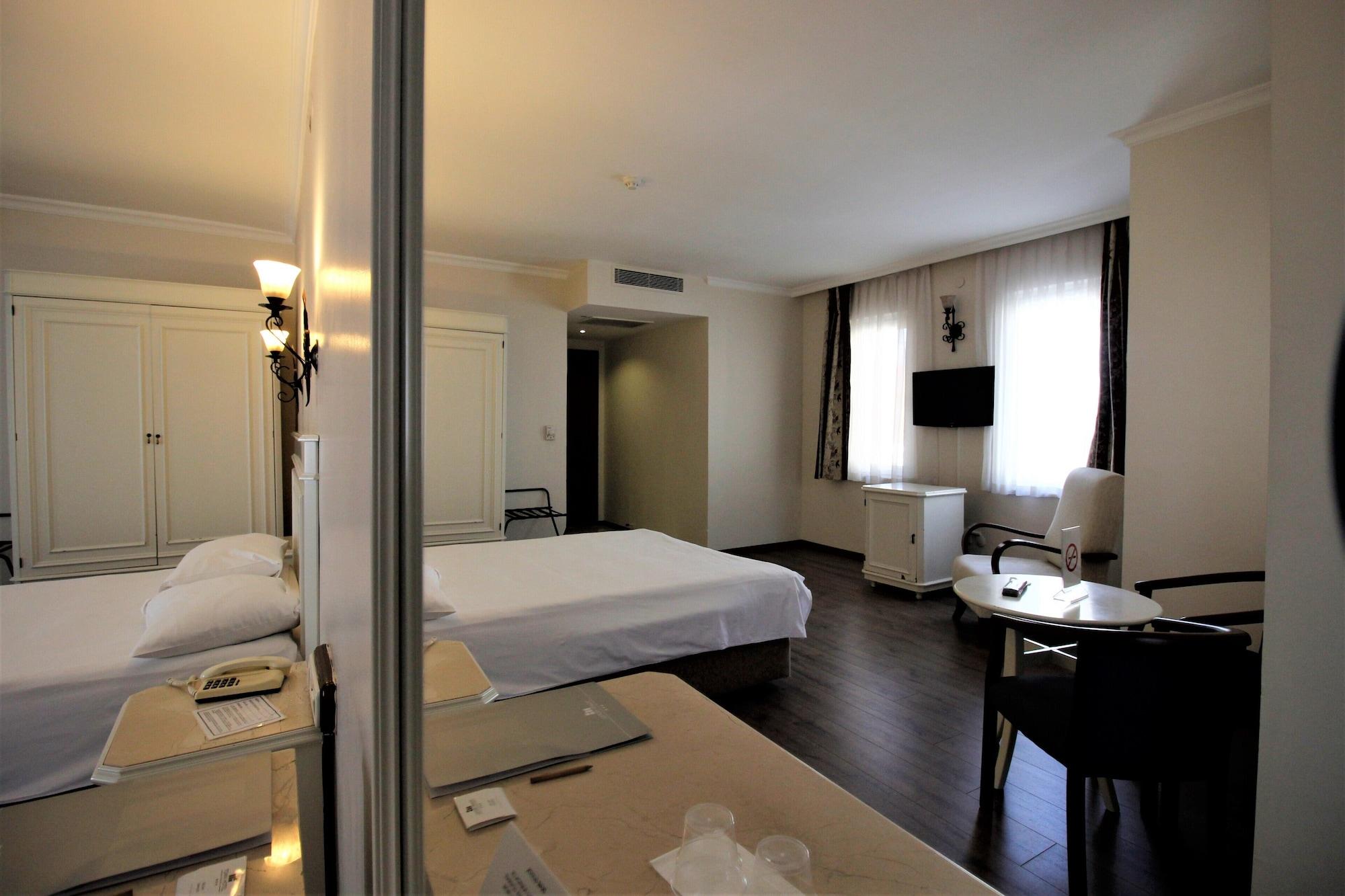 Montania Town Hotel Mudanya Ngoại thất bức ảnh