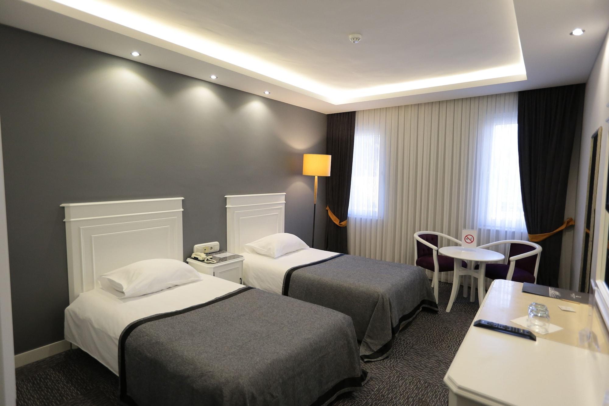 Montania Town Hotel Mudanya Ngoại thất bức ảnh