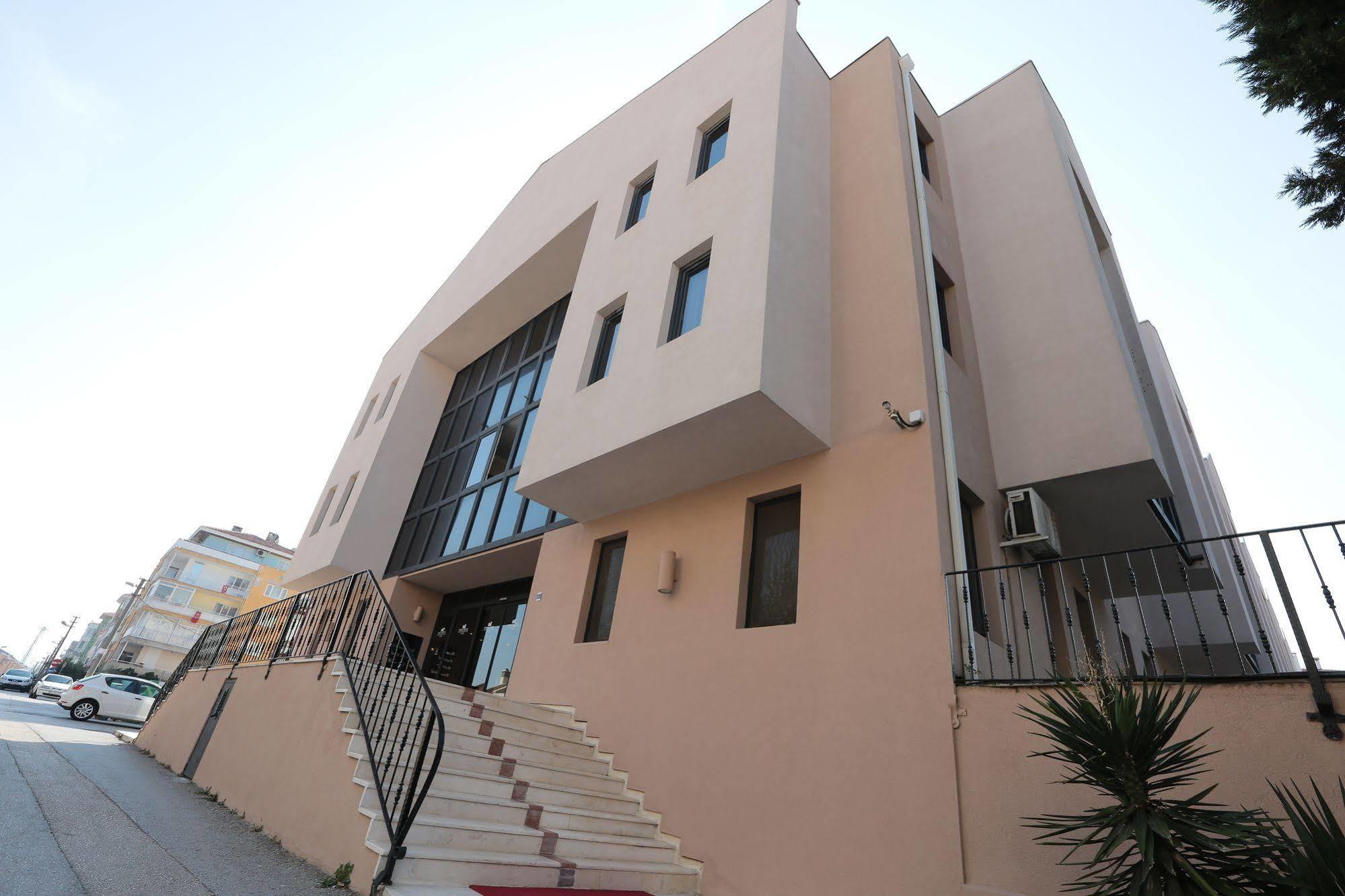 Montania Town Hotel Mudanya Ngoại thất bức ảnh