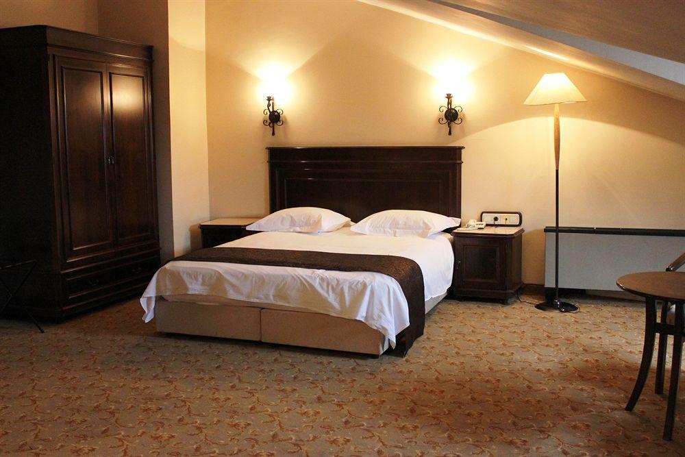 Montania Town Hotel Mudanya Ngoại thất bức ảnh