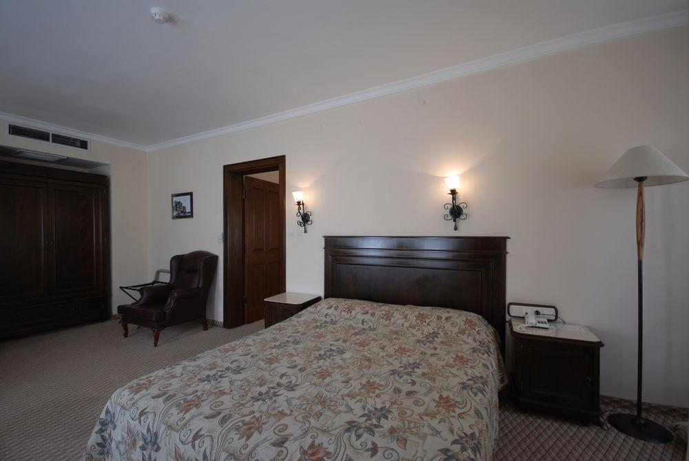 Montania Town Hotel Mudanya Ngoại thất bức ảnh